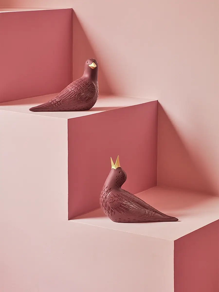 Lladro Starling I Porcelain Figurine | Thumbnail 6