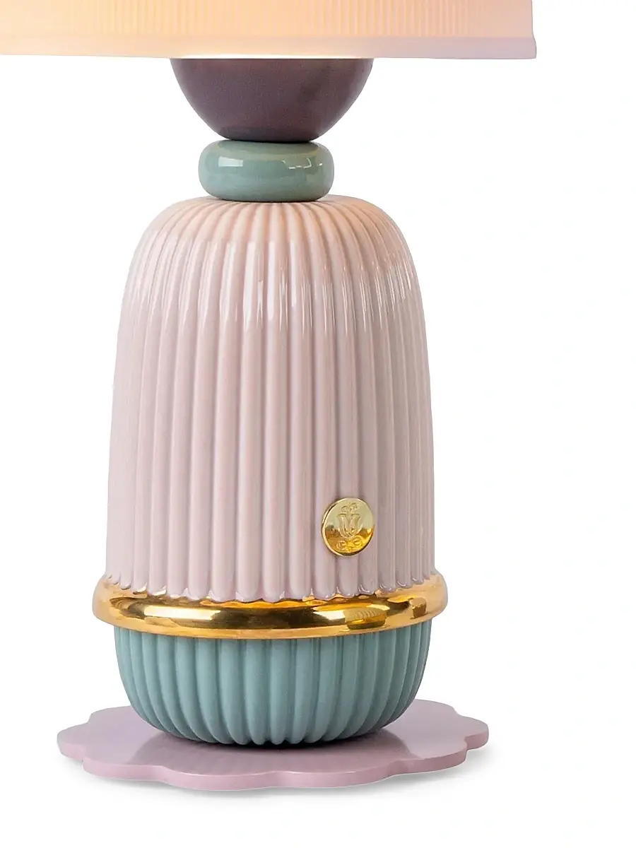 Lladro Kokeshi Porcelain Lamp | Thumbnail 3 Lladro Kokeshi Porcelain Lamp | Thumbnail 3