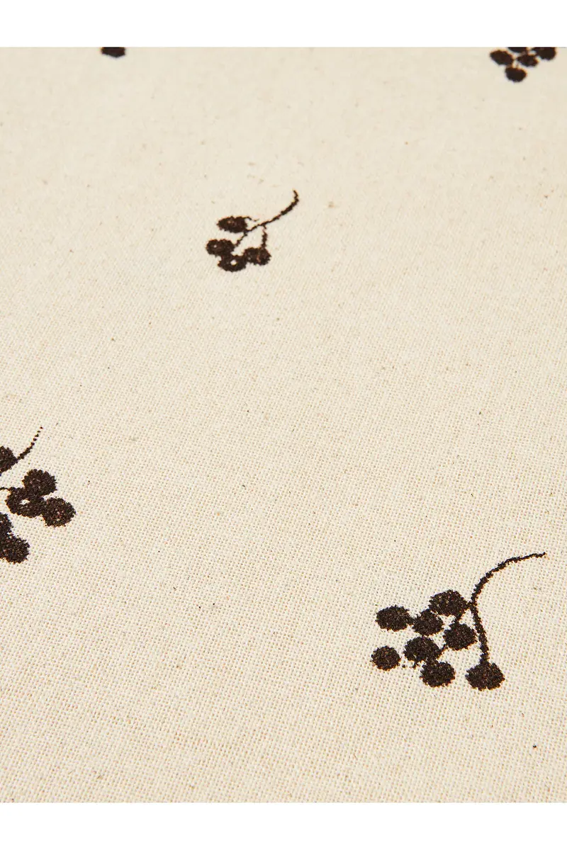 FERM LIVING Baies Tablecloth | Thumbnail 2 FERM LIVING Baies Tablecloth | Thumbnail 2