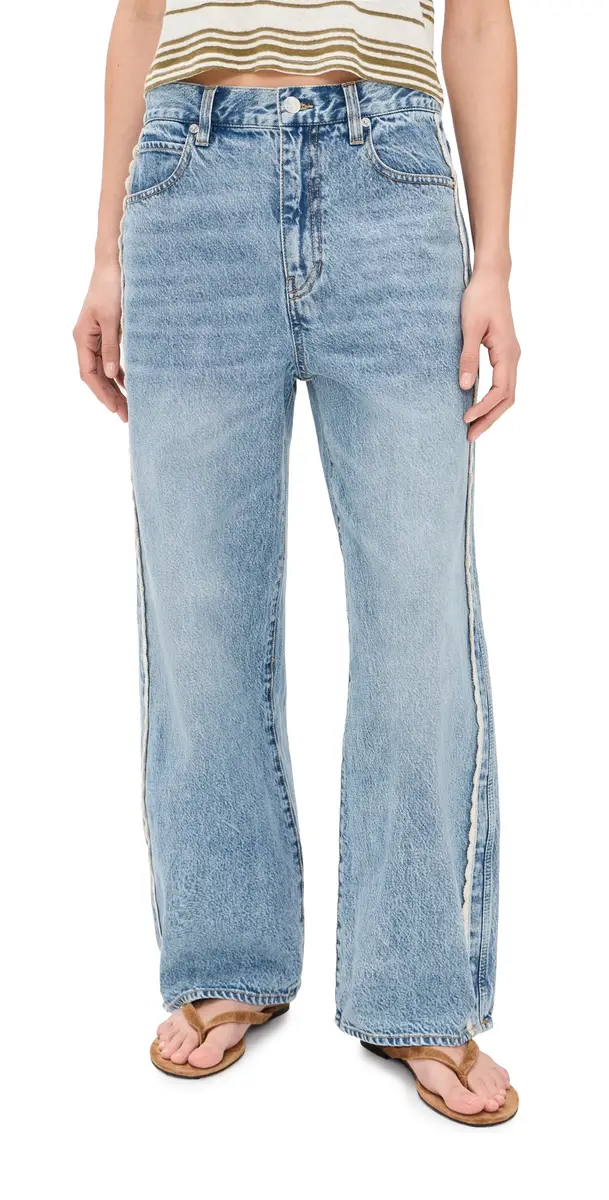 FRAME The Crochet Bow Crop Jeans Aura | Image 1 FRAME The Crochet Bow Crop Jeans Aura | Image 1