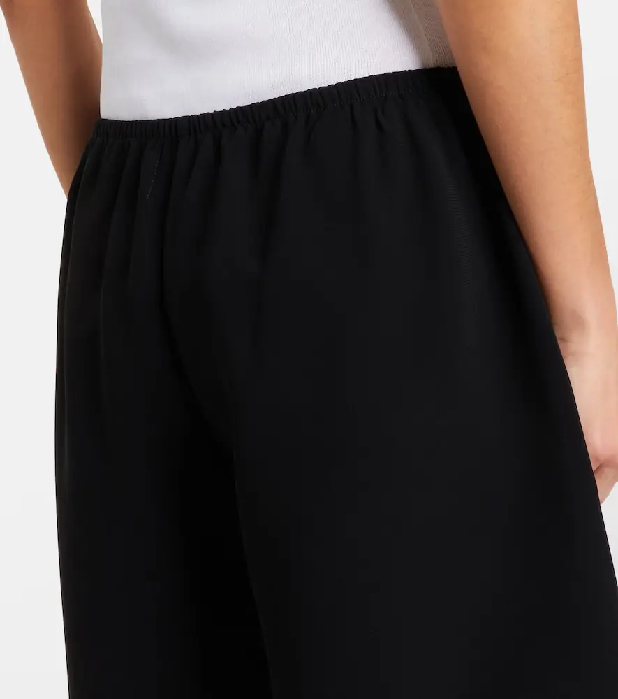 LESET Arielle crêpe shorts | Thumbnail 4