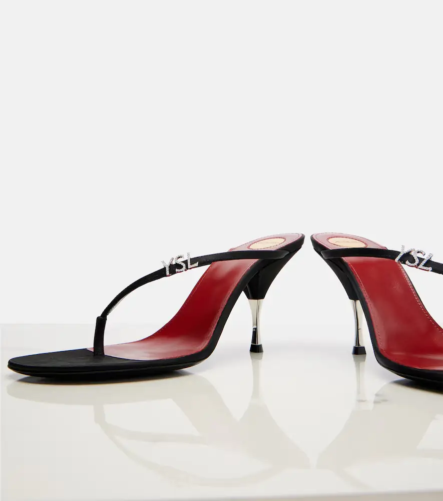 Saint Laurent Jerry crêpe satin thong sandals | Thumbnail 2
