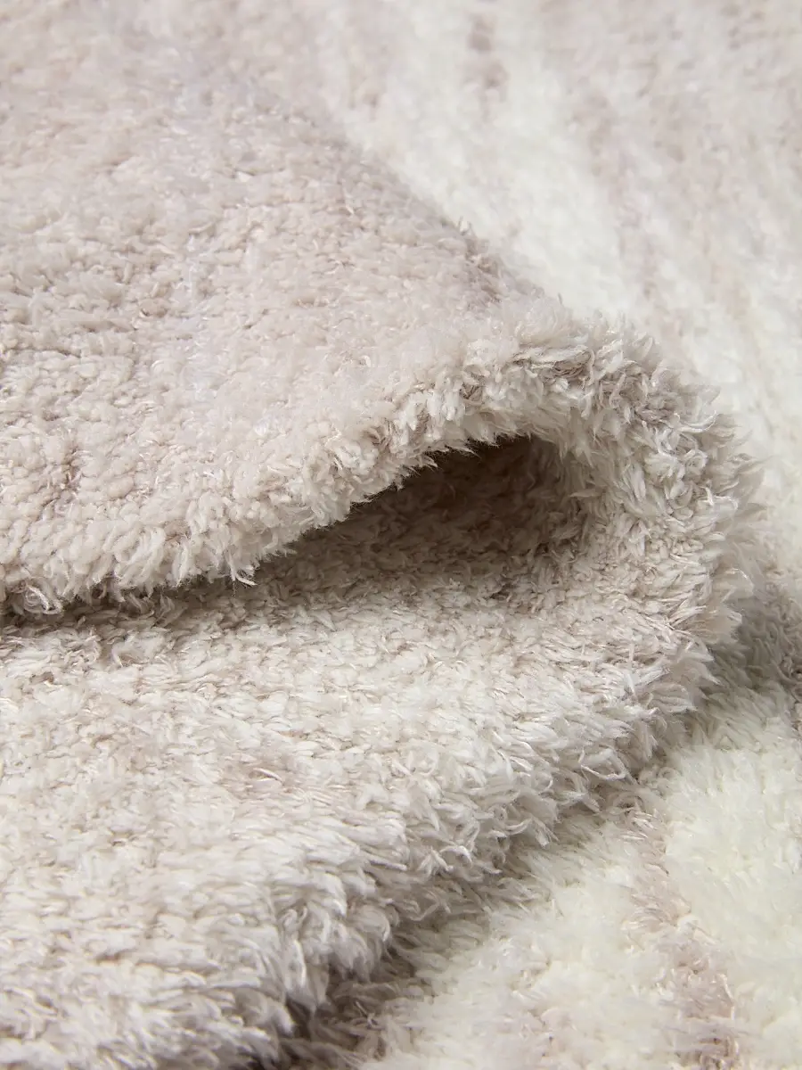 Barefoot Dreams CozyChic Space-Dye Border Throw Blanket | Thumbnail 4