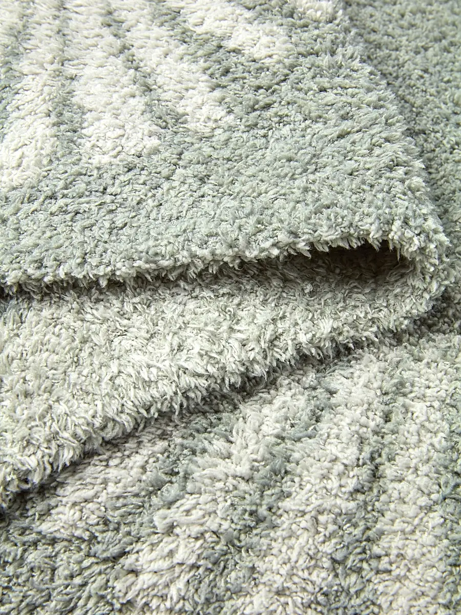 Barefoot Dreams CozyChic Spiral Seashell Throw Blanket | Thumbnail 4