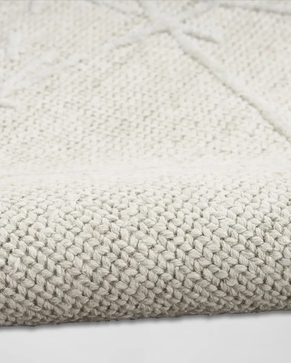 Calvin Klein Wander Hand-Woven Rug | Thumbnail 2 Calvin Klein Wander Hand-Woven Rug | Thumbnail 2