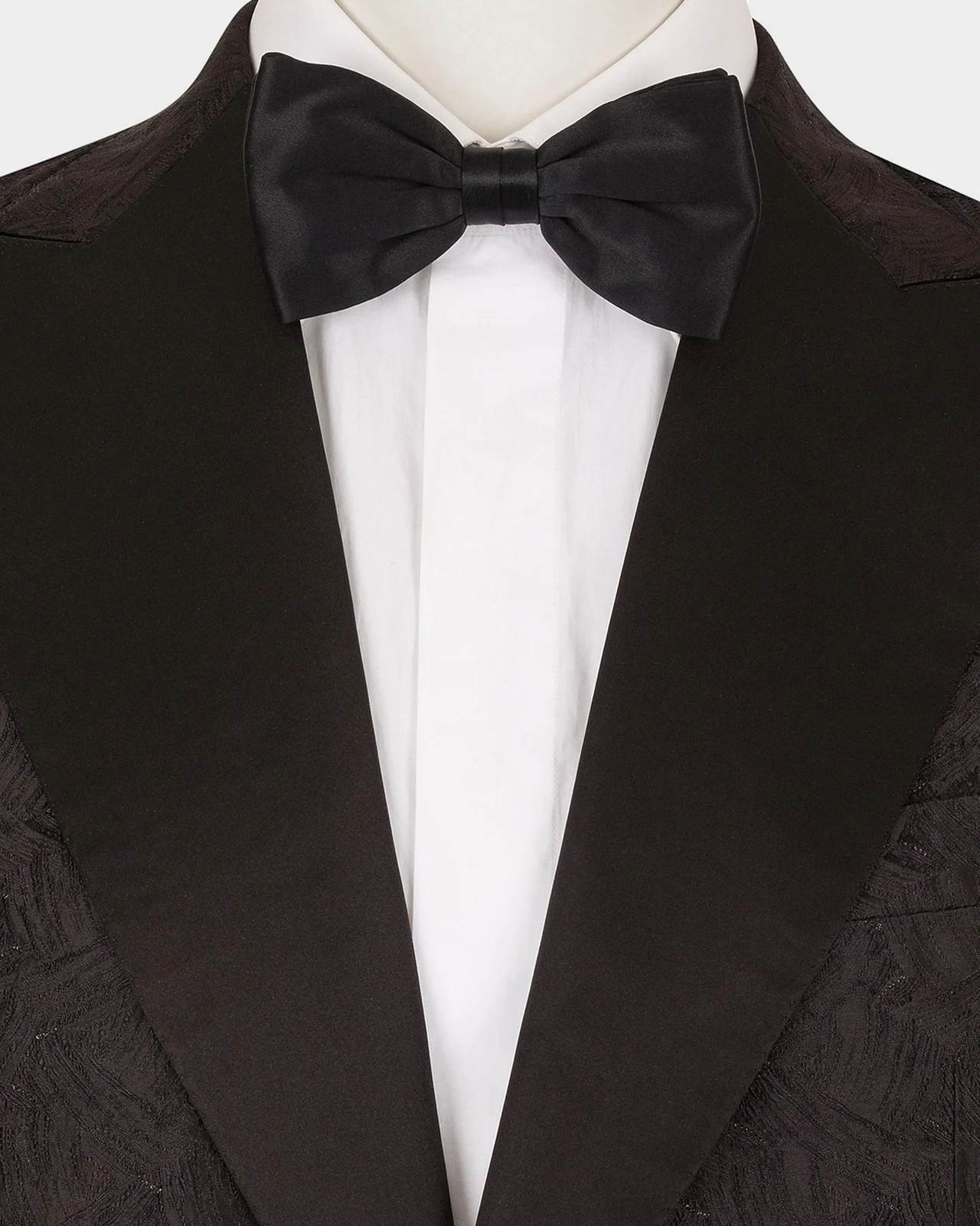 Men's Silk Pre-Tied Bow Tie Men's Silk Pre-Tied Bow Tie