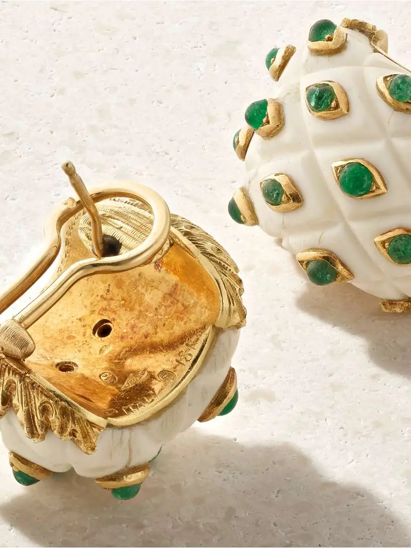 Eleuteri + Buccellati Vintage 1960's 18-karat Gold, Emerald And Bone Clip-on Earrings | Thumbnail 3