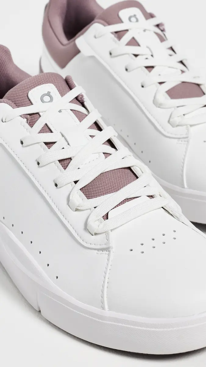 ON The Roger Advantage Sneakers | Thumbnail 6