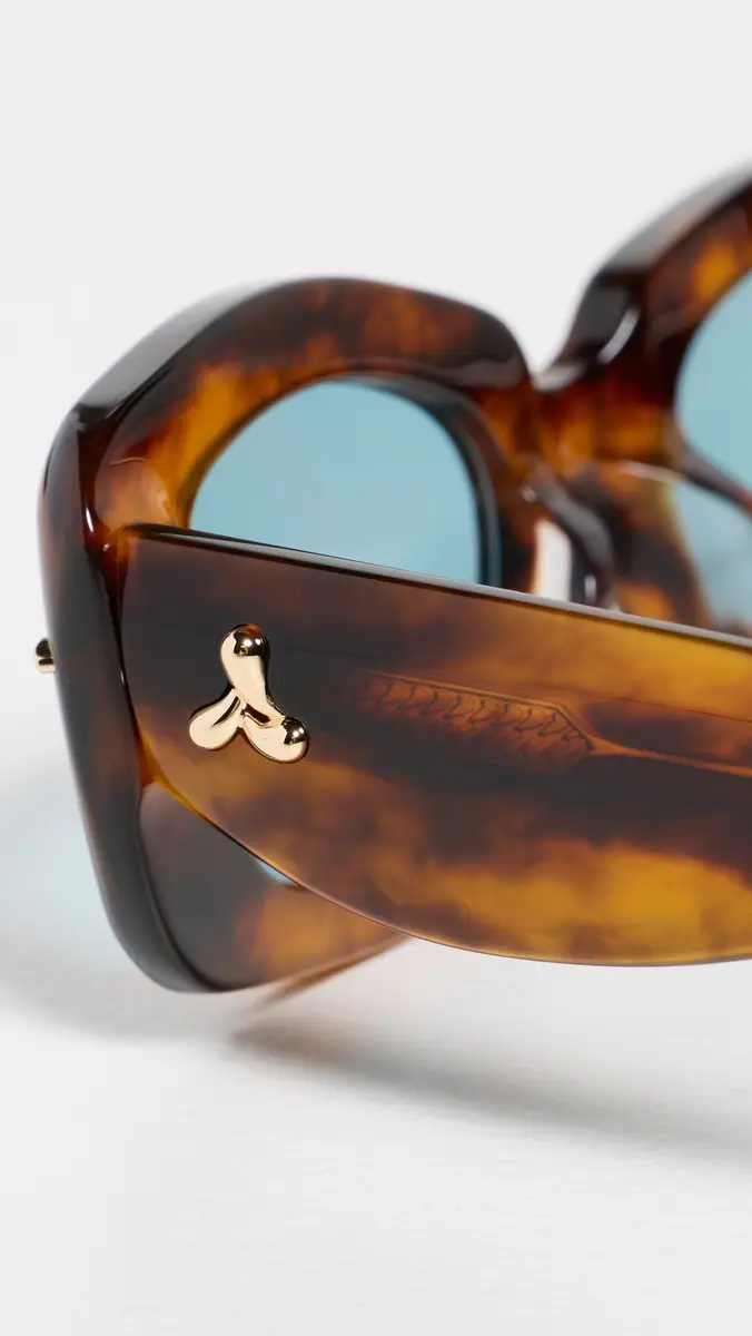 Le Specs x Alemais Celestina Sunglasses Haze Tortoiseshell One Size | Thumbnail 5 Le Specs x Alemais Celestina Sunglasses Haze Tortoiseshell One Size | Thumbnail 5