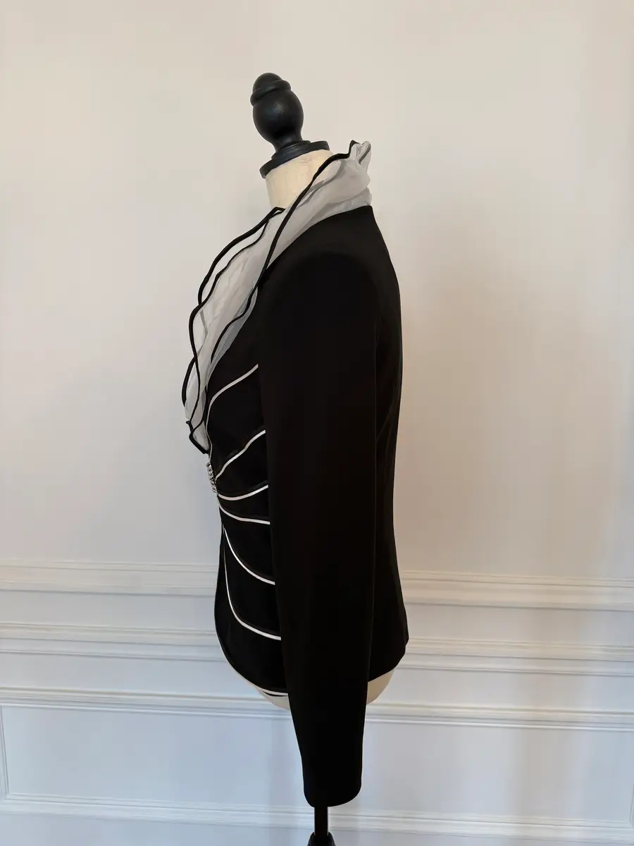 Jen Wonders Studio Couture Blazer | Thumbnail 16 Jen Wonders Studio Couture Blazer | Thumbnail 16
