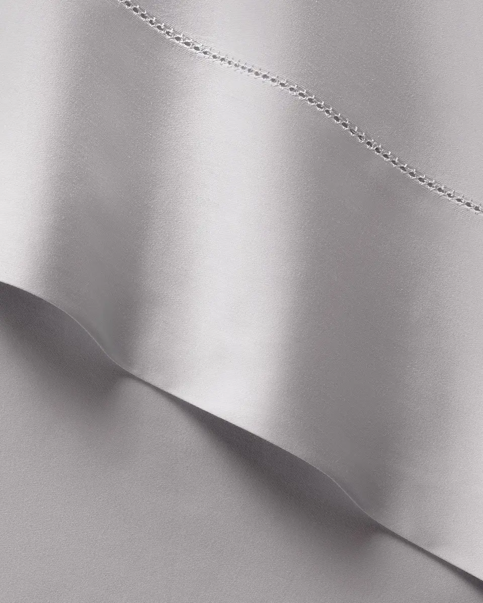 Ralph Lauren Home Organic Sateen Fitted Sheet | Thumbnail 2