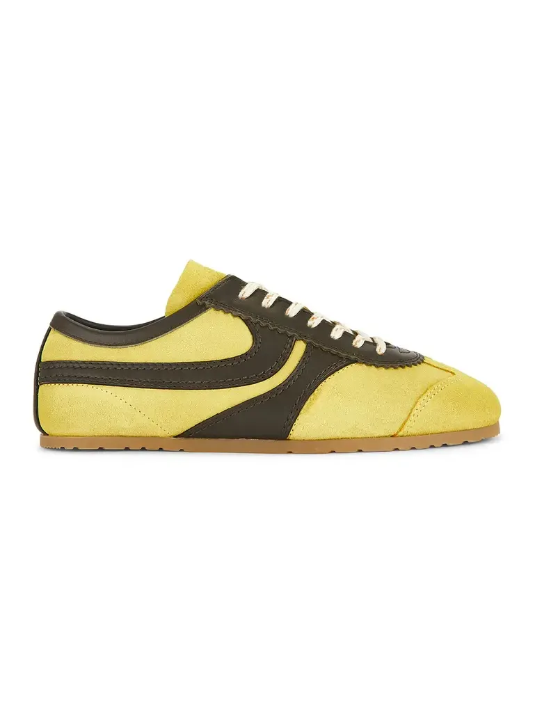 Sneaker