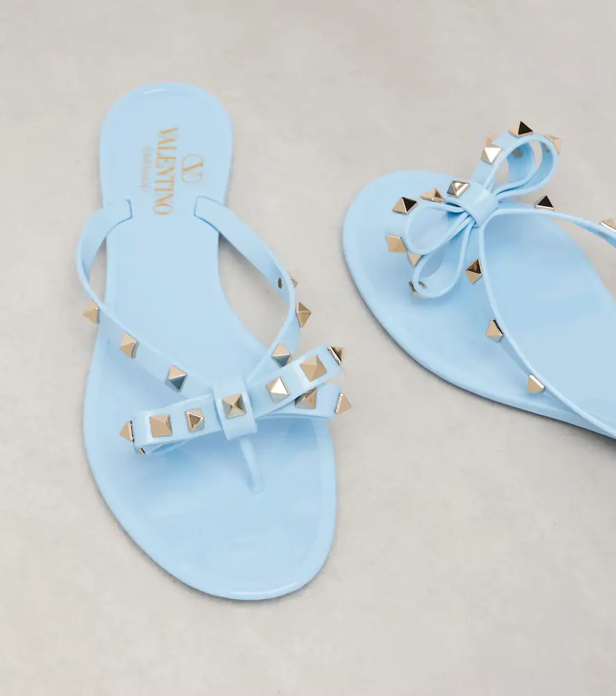 Valentino Garavani Rockstud PVC thong sandals | Thumbnail 2 Valentino Garavani Rockstud PVC thong sandals | Thumbnail 2