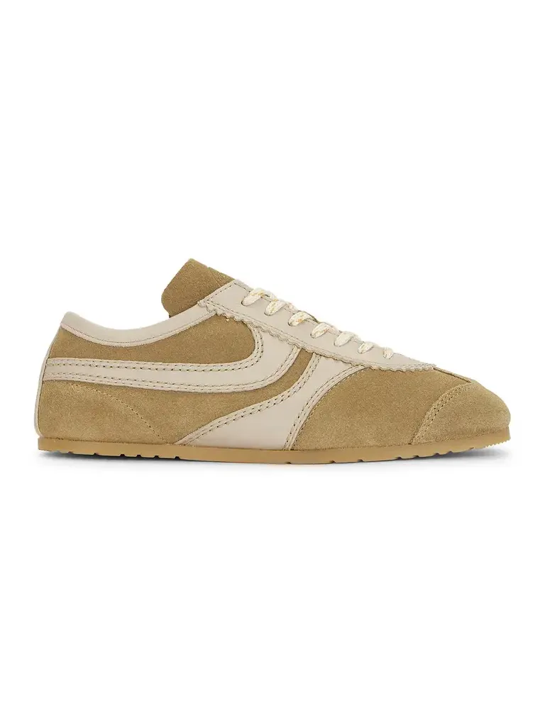Sneaker Sneaker