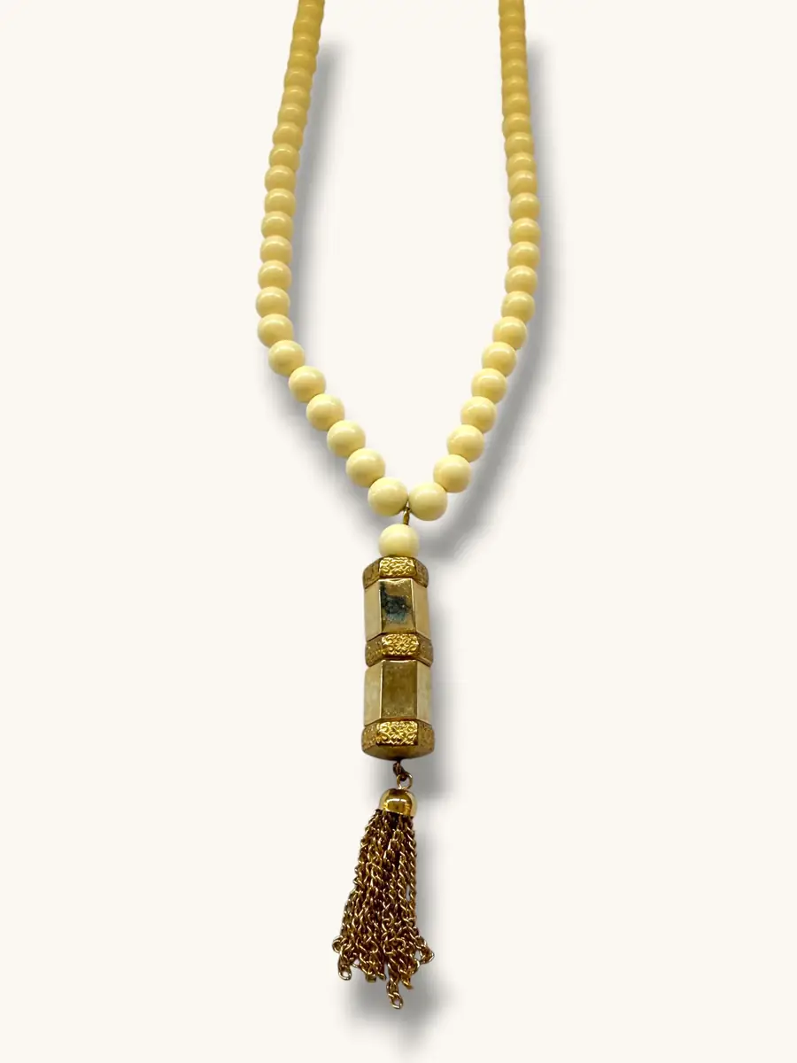Jen Wonders Studio Cream Beaded Necklace | Thumbnail 5 Jen Wonders Studio Cream Beaded Necklace | Thumbnail 5