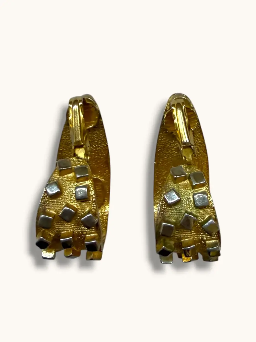 Jen Wonders Studio Sculptural Hoop Earrings | Thumbnail 6 Jen Wonders Studio Sculptural Hoop Earrings | Thumbnail 6