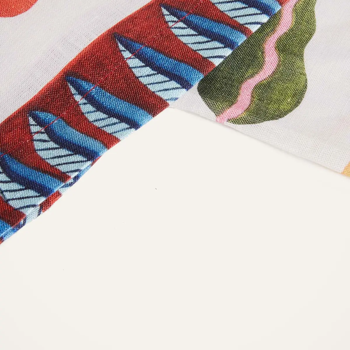 La DoubleJ Large Tablecloth (180X350) | Thumbnail 3