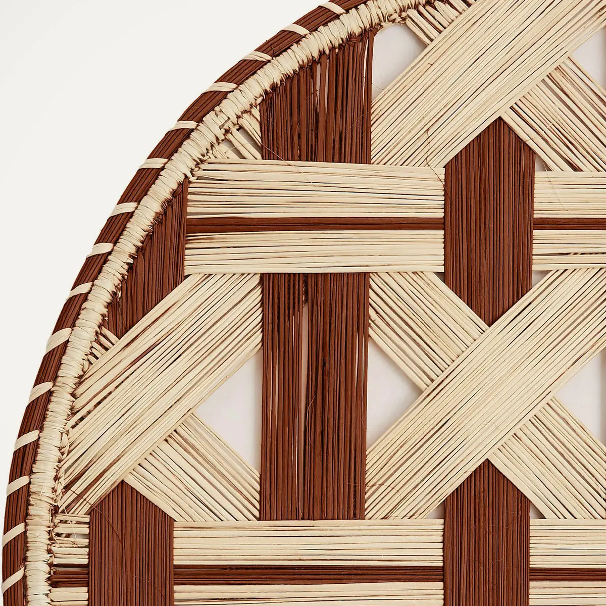 La DoubleJ Raffia Placemats Set Of 2 | Thumbnail 3 La DoubleJ Raffia Placemats Set Of 2 | Thumbnail 3