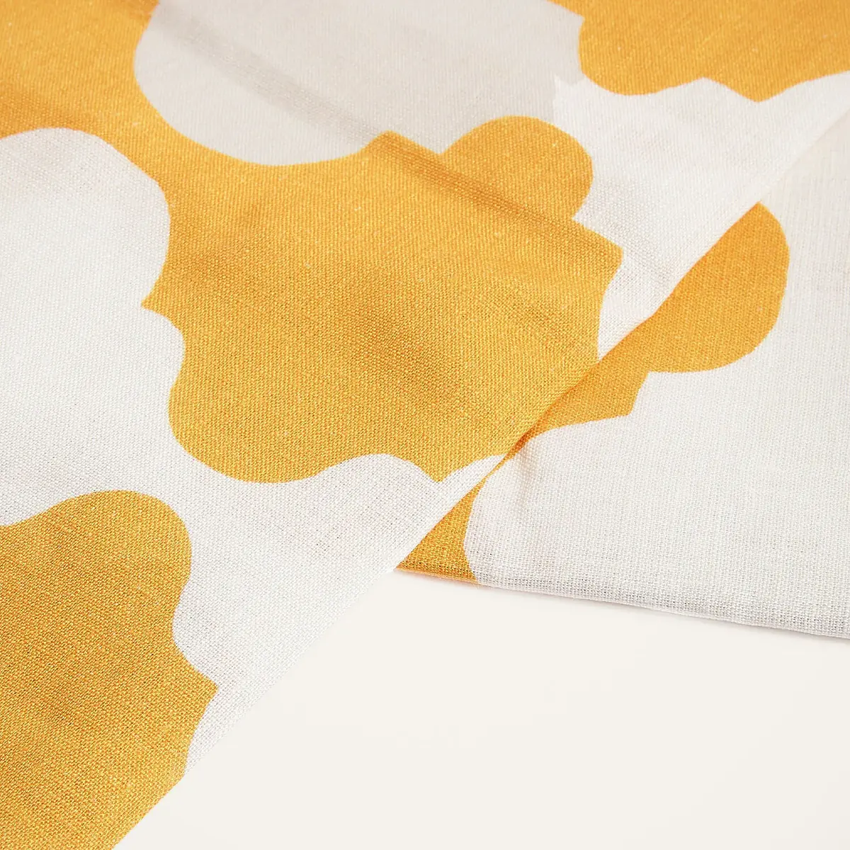 La DoubleJ Large Tablecloth | Thumbnail 2 La DoubleJ Large Tablecloth | Thumbnail 2