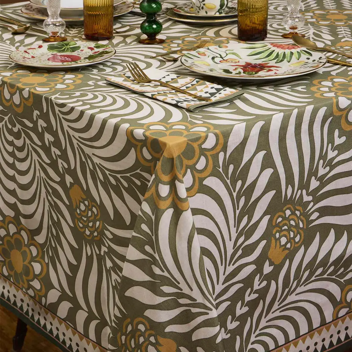 La DoubleJ Medium Tablecloth | Thumbnail 5 La DoubleJ Medium Tablecloth | Thumbnail 5
