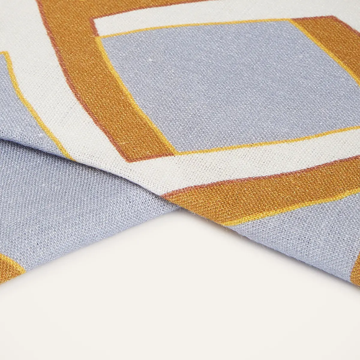La DoubleJ Large Tablecloth | Thumbnail 2 La DoubleJ Large Tablecloth | Thumbnail 2