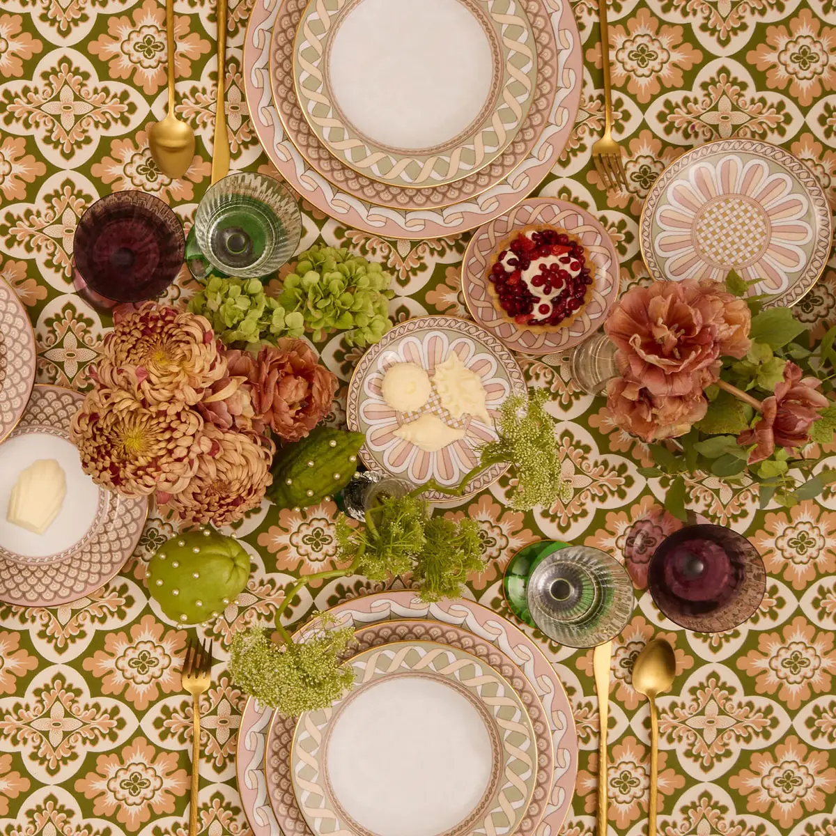 La DoubleJ Large Tablecloth | Thumbnail 5