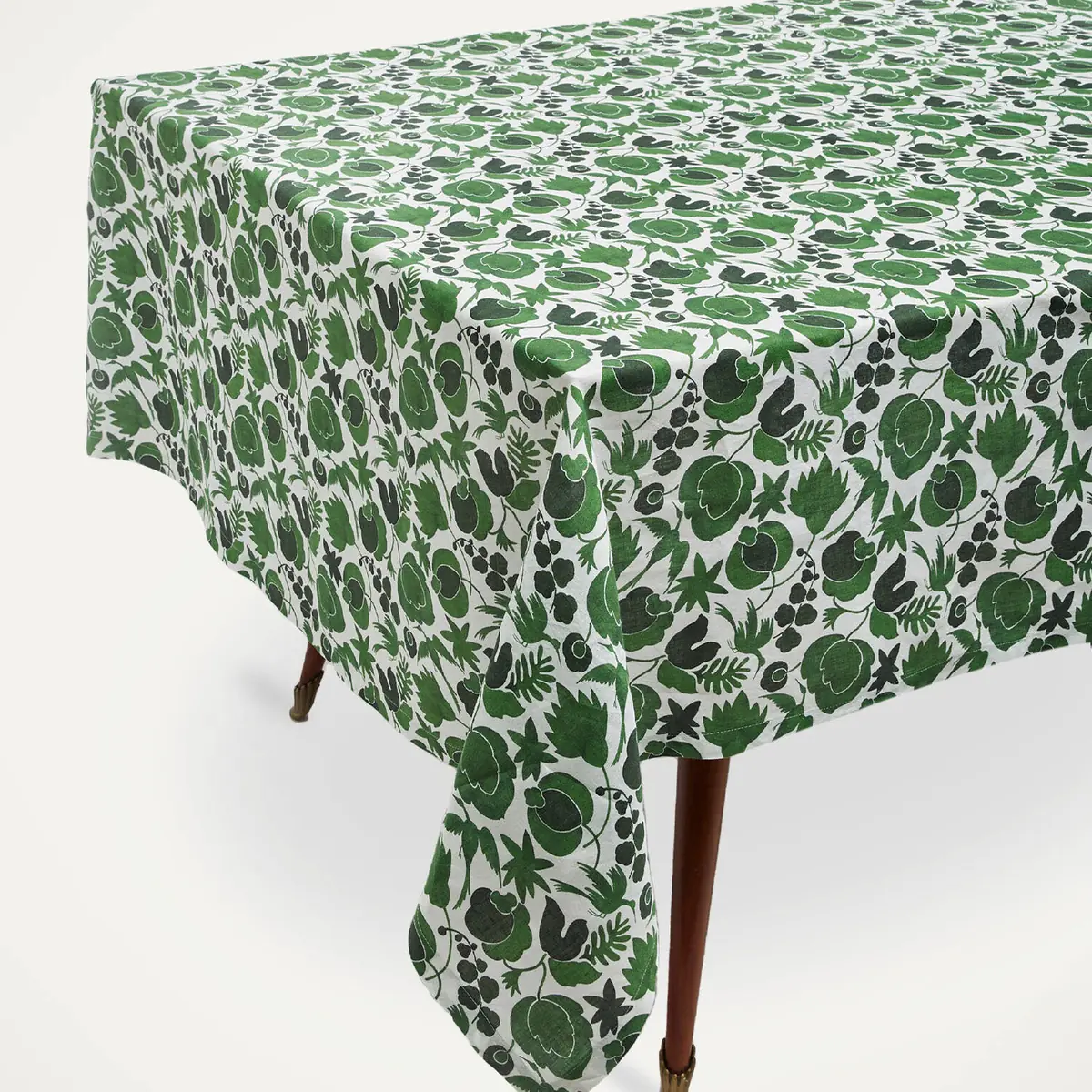 La DoubleJ Medium Tablecloth | Thumbnail 2