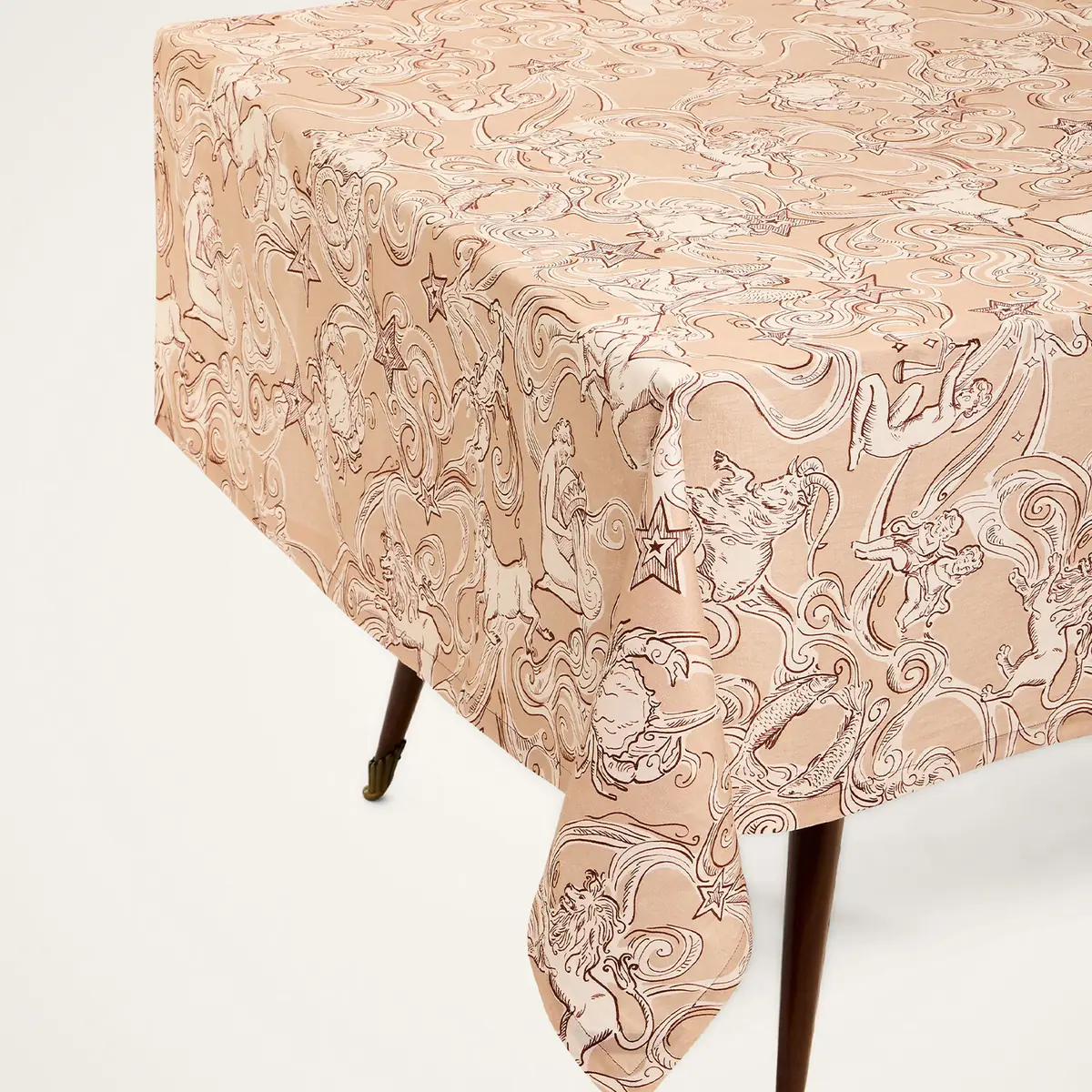 La DoubleJ Medium Tablecloth | Thumbnail 4 La DoubleJ Medium Tablecloth | Thumbnail 4
