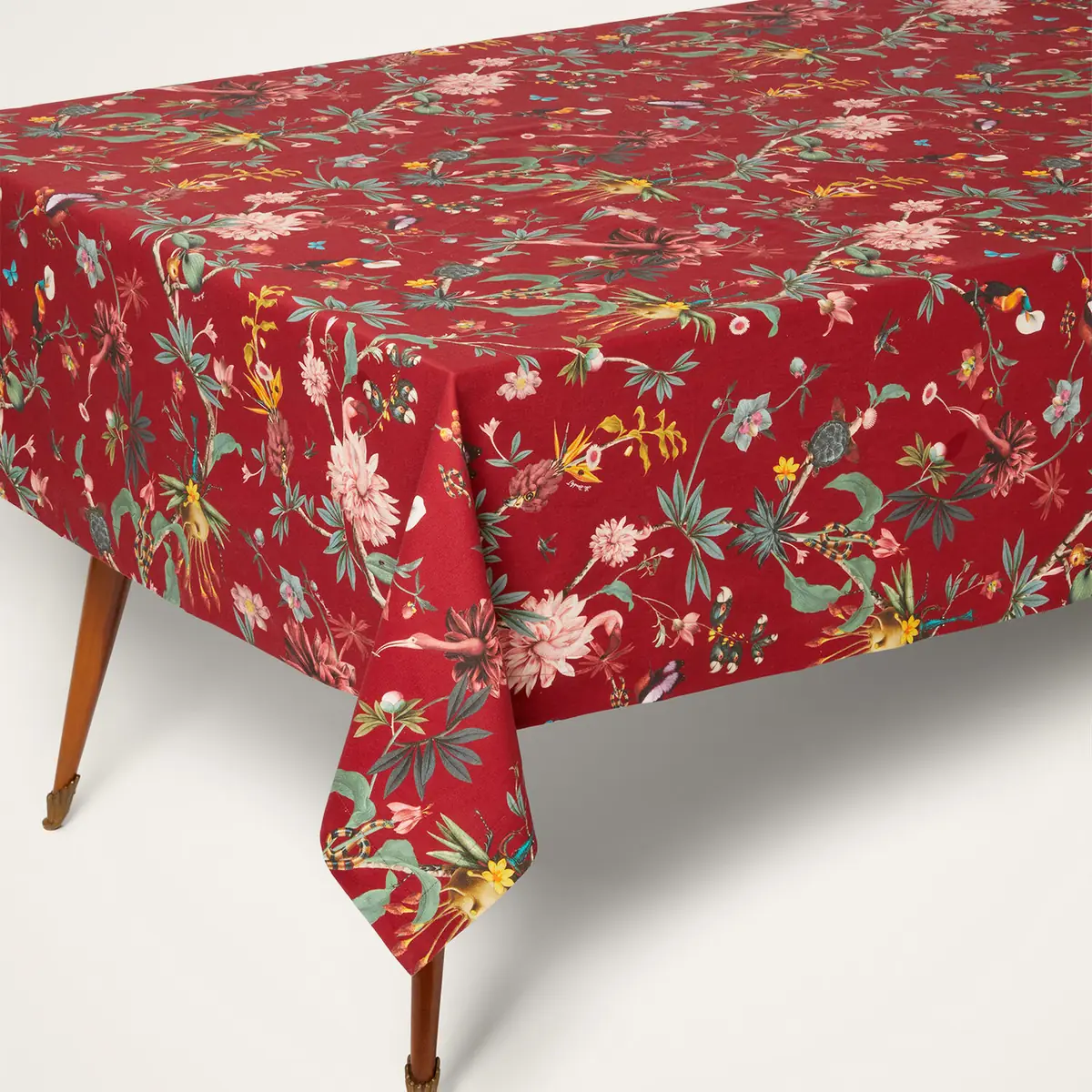 La DoubleJ Medium Tablecloth | Thumbnail 3 La DoubleJ Medium Tablecloth | Thumbnail 3