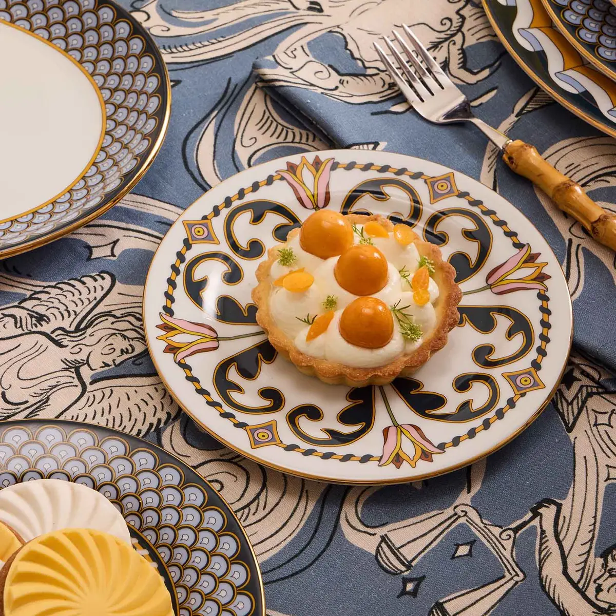La DoubleJ Dessert Plates Set Of 2 | Thumbnail 4 La DoubleJ Dessert Plates Set Of 2 | Thumbnail 4