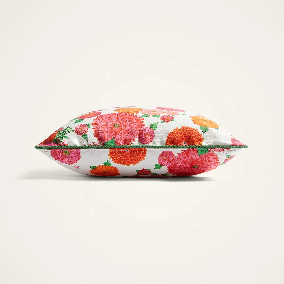 La DoubleJ Outdoor Cushion (45X45) | Thumbnail 3 La DoubleJ Outdoor Cushion (45X45) | Thumbnail 3