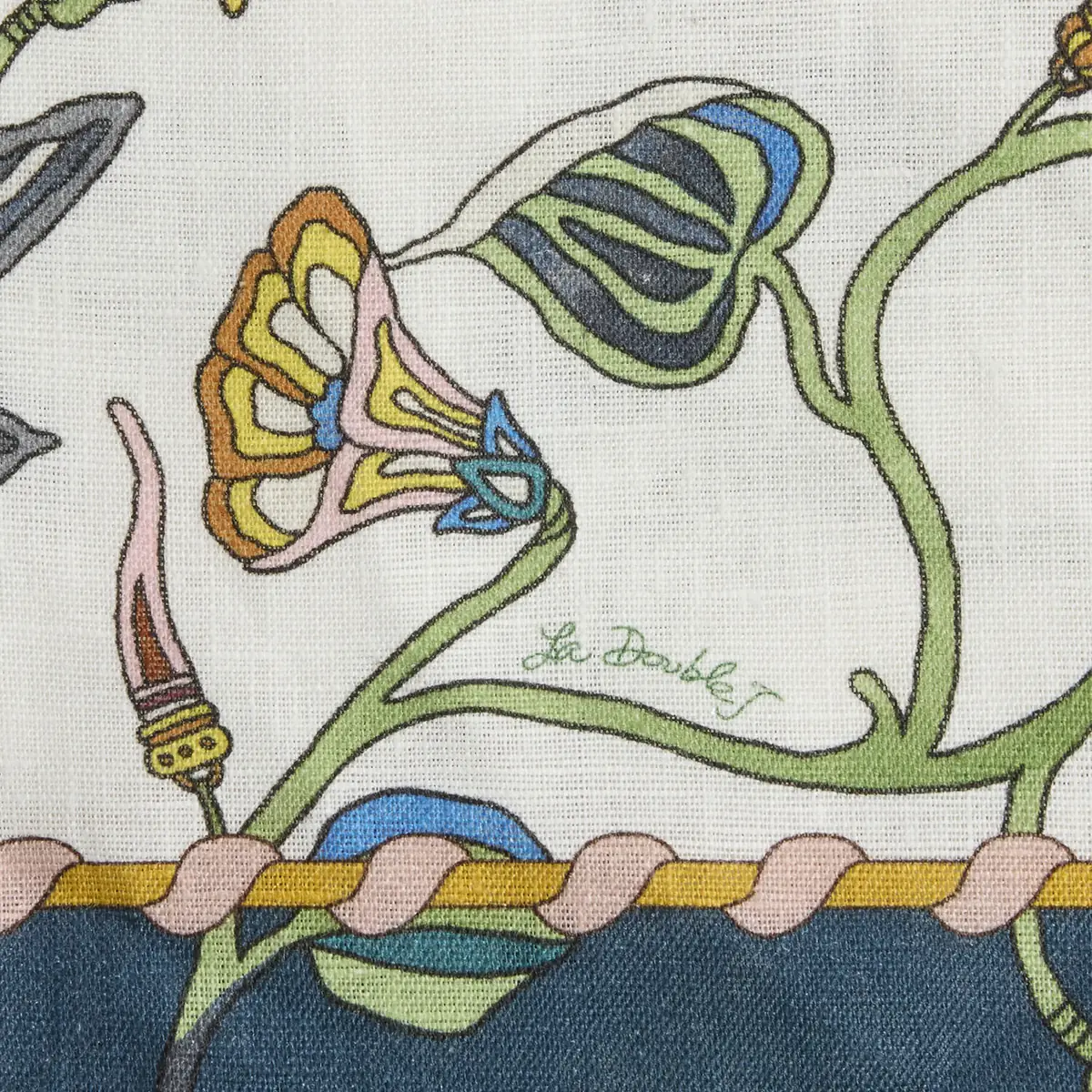 La DoubleJ Large Tablecloth | Thumbnail 2 La DoubleJ Large Tablecloth | Thumbnail 2