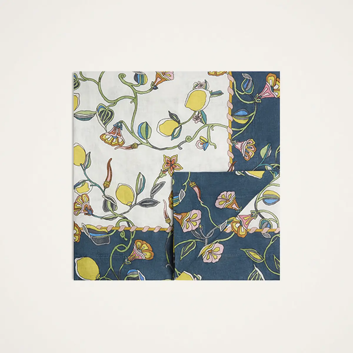 La DoubleJ Large Tablecloth | Thumbnail 5 La DoubleJ Large Tablecloth | Thumbnail 5