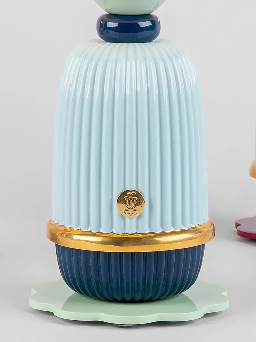 Lladro Kokeshi Kokeshi Wireless Lamp | Thumbnail 3 Lladro Kokeshi Kokeshi Wireless Lamp | Thumbnail 3