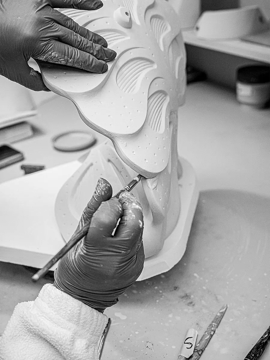 Lladro Utopical Porcelain Vase | Thumbnail 8 Lladro Utopical Porcelain Vase | Thumbnail 8