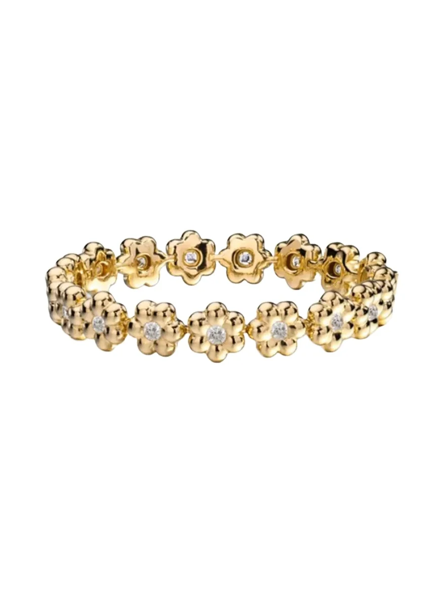 18K Yellow Gold Round Diamond Flower Puff Bracelet
