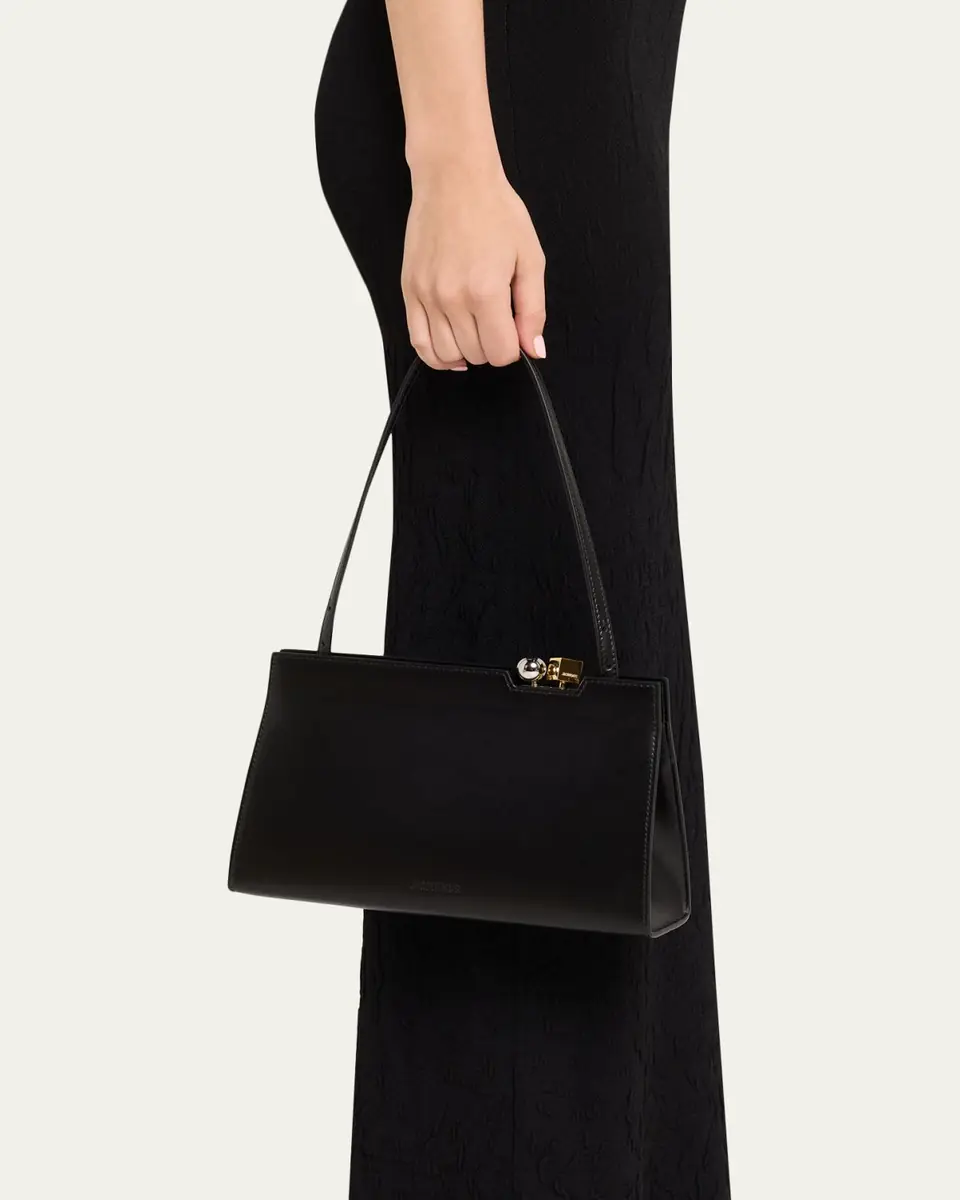 Jacquemus Le Salon Rond Carre Leather Clutch Bag | Thumbnail 2 Jacquemus Le Salon Rond Carre Leather Clutch Bag | Thumbnail 2