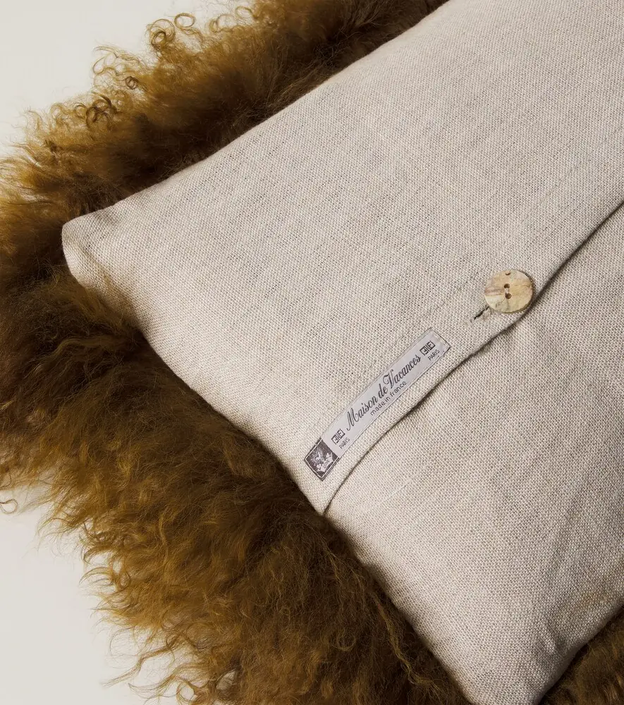 Maison de Vacances Shearling and linen cushion | Thumbnail 5
