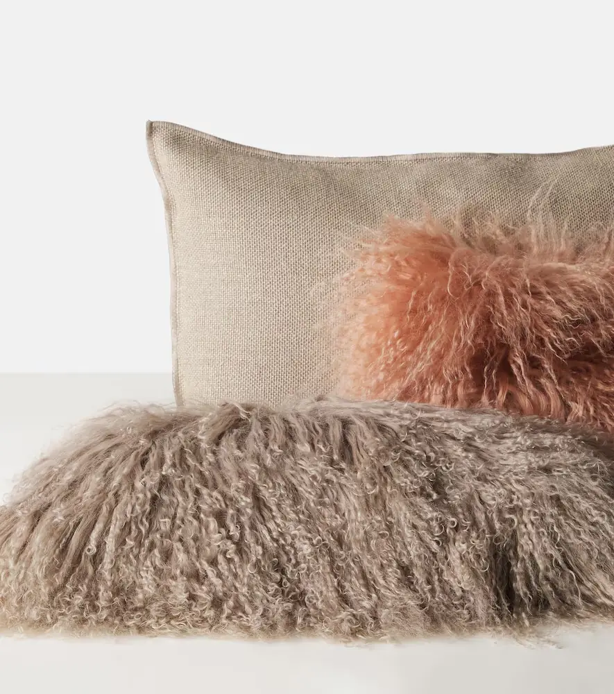Maison de Vacances Shearling and linen cushion | Thumbnail 5 Maison de Vacances Shearling and linen cushion | Thumbnail 5