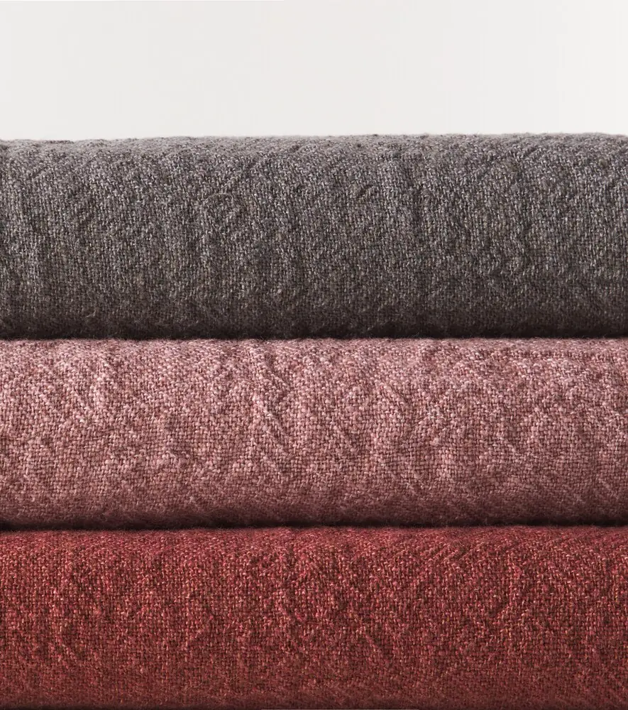 Maison de Vacances Linen crêpe throw | Thumbnail 4