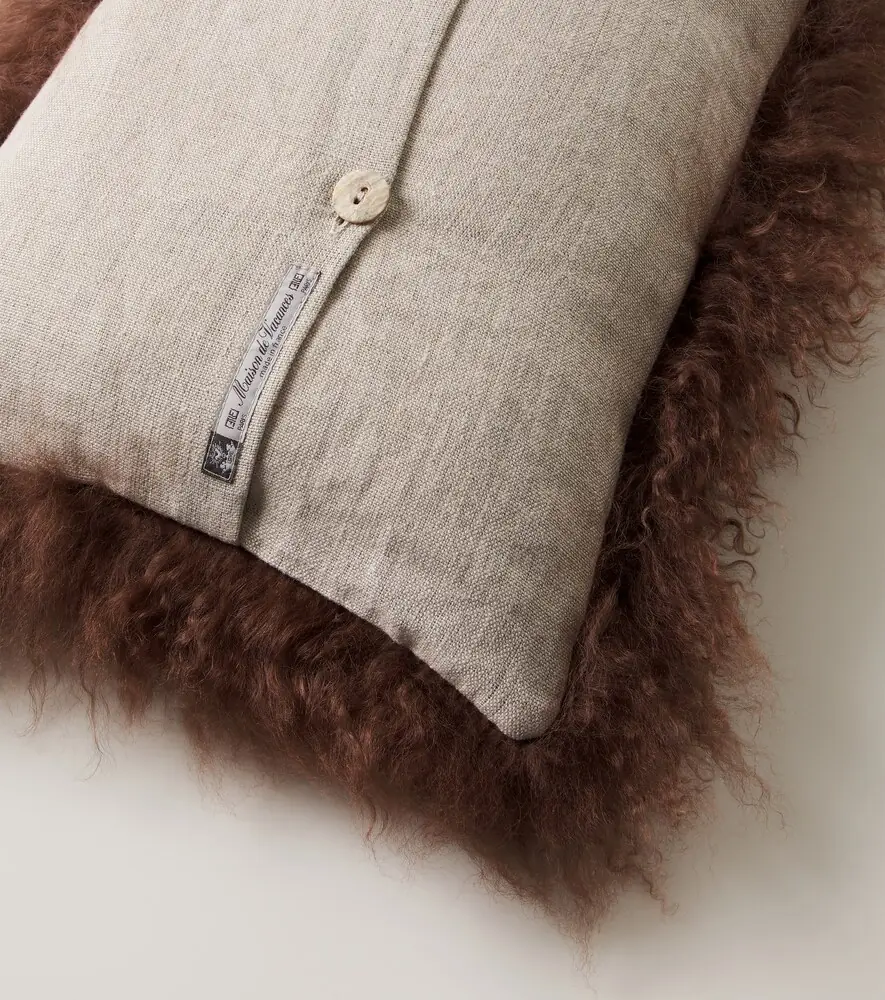 Maison de Vacances Shearling and linen cushion | Thumbnail 5