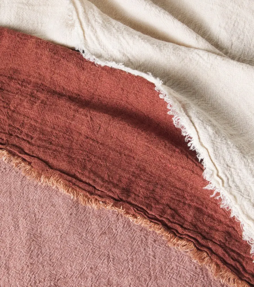 Maison de Vacances Linen crêpe throw | Thumbnail 5