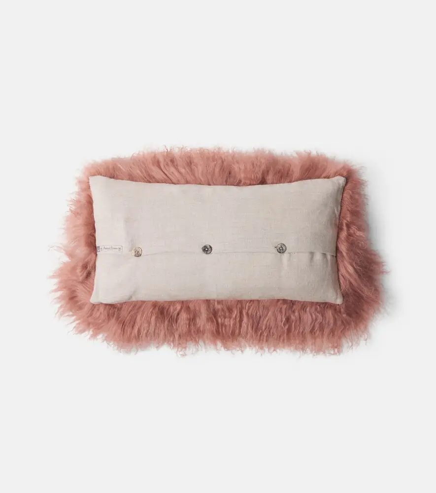 Maison de Vacances Reversible linen and shearling cushion | Thumbnail 2