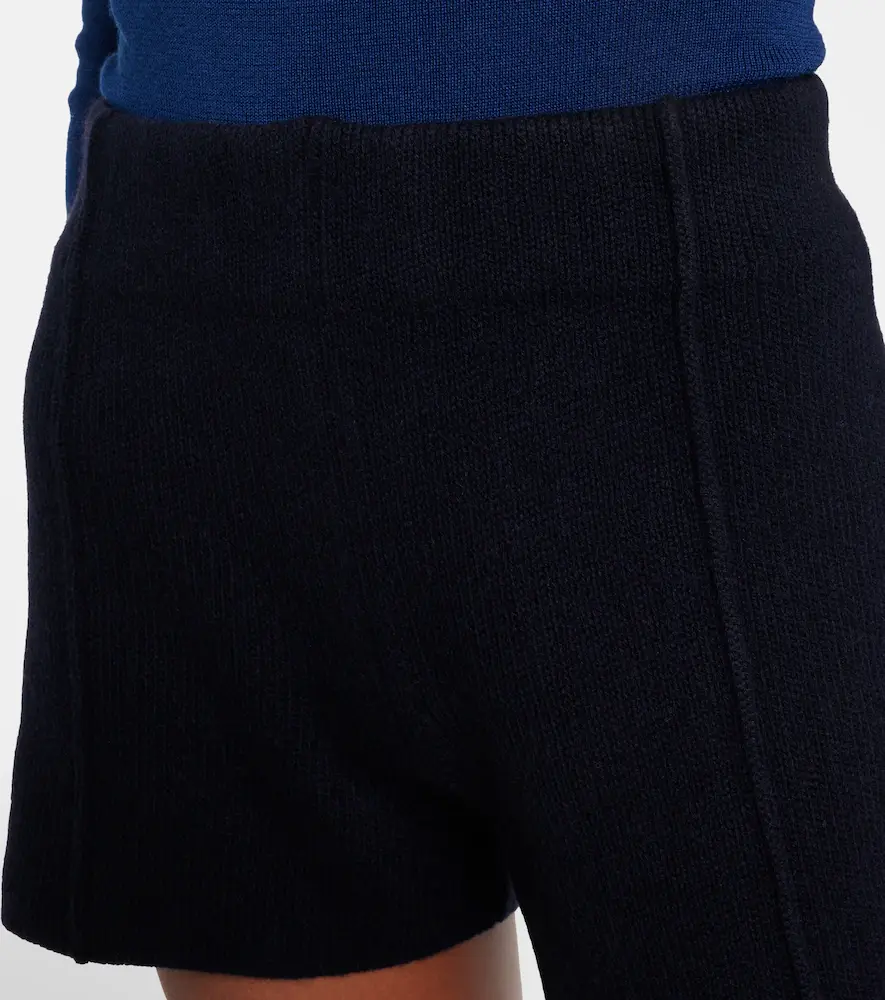 Jardin des Orangers Wool and cashmere shorts | Thumbnail 3