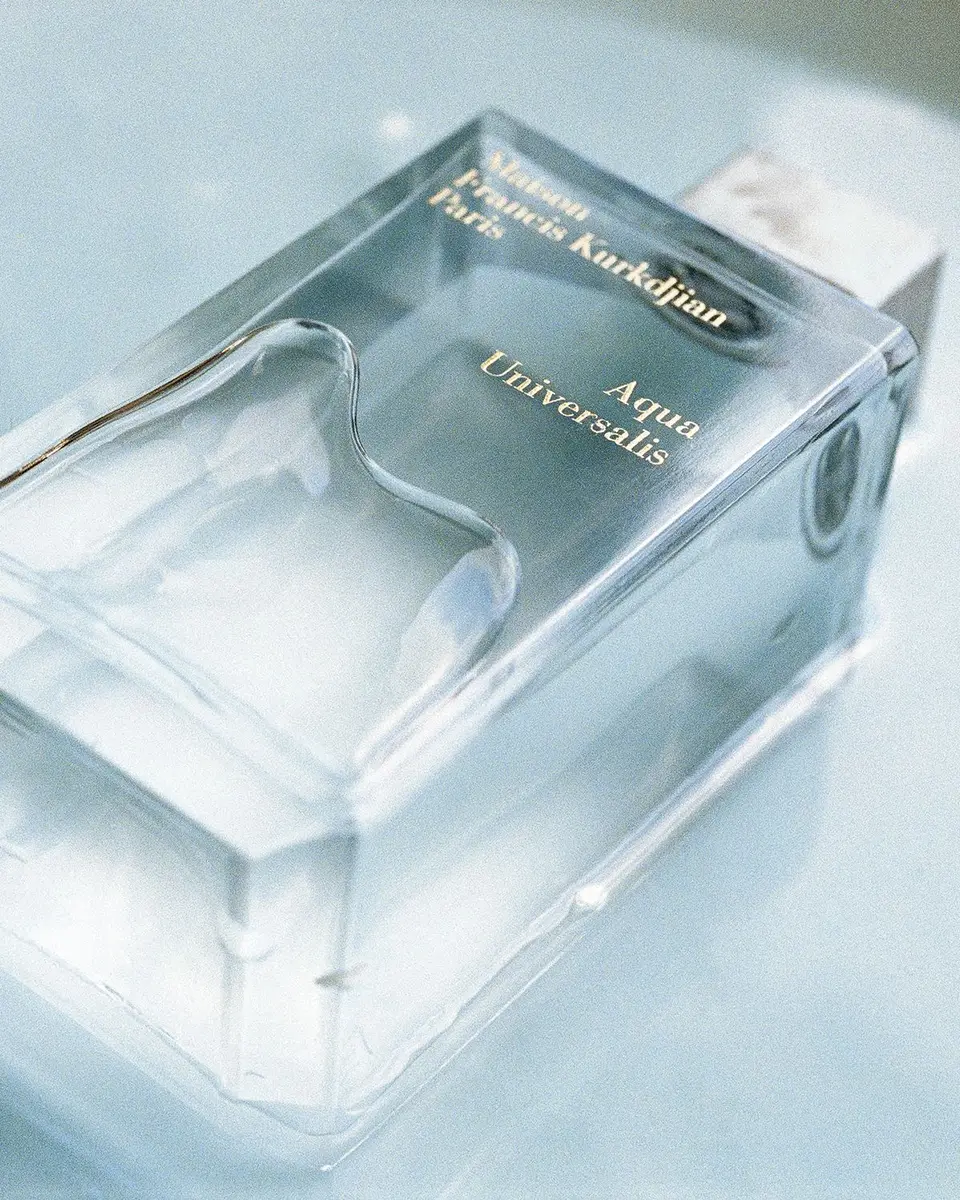 Maison Francis Kurkdjian Aqua Universalis Eau de Toilette, 1.1 oz. | Thumbnail 4 Maison Francis Kurkdjian Aqua Universalis Eau de Toilette, 1.1 oz. | Thumbnail 4