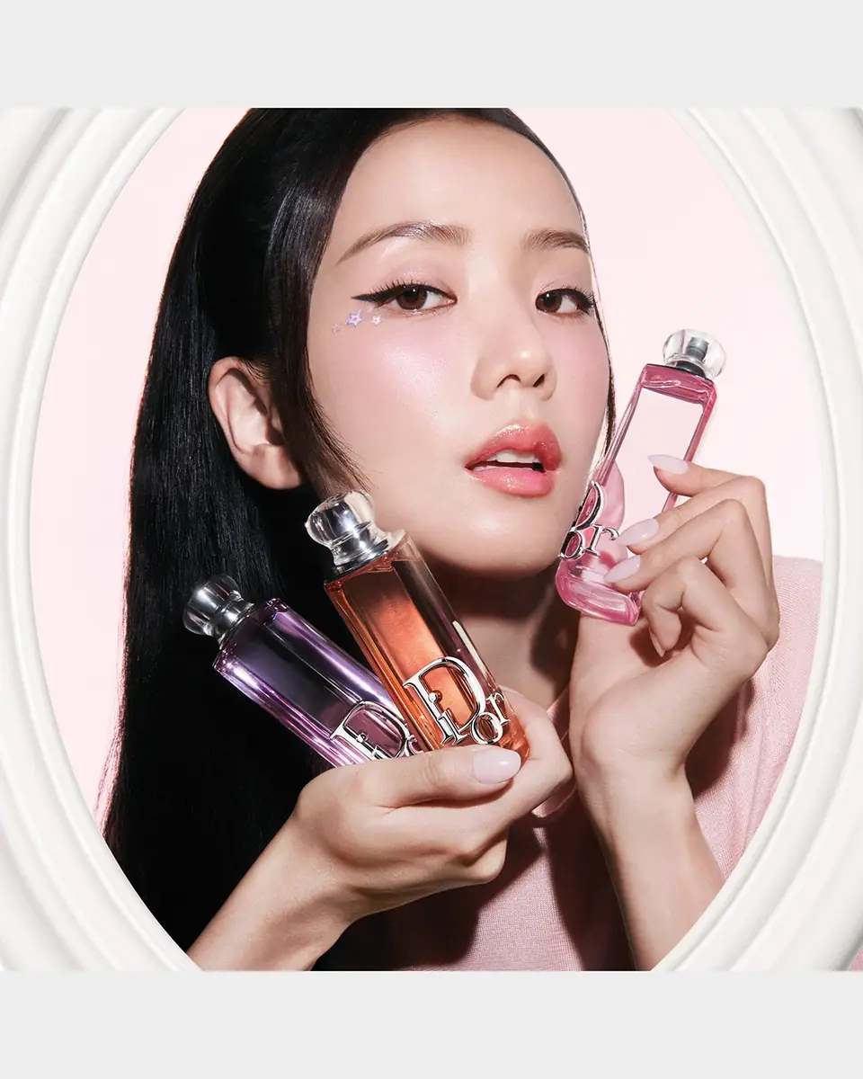 Dior Addict Peachy Glow Eau de Parfum | Thumbnail 4 Dior Addict Peachy Glow Eau de Parfum | Thumbnail 4