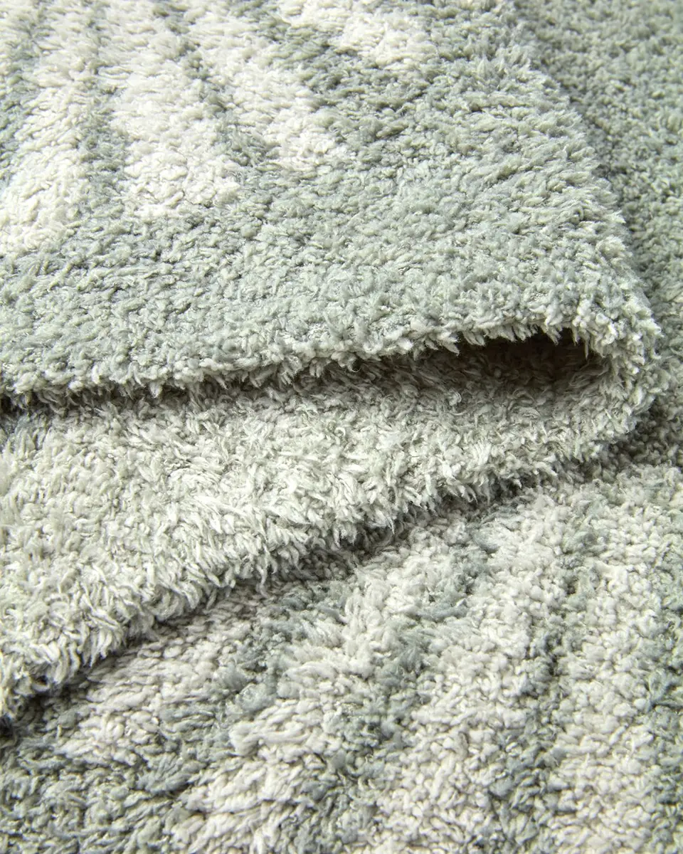 Barefoot Dreams CozyChic Spiral Seashell Throw, 54" x 72" | Thumbnail 4