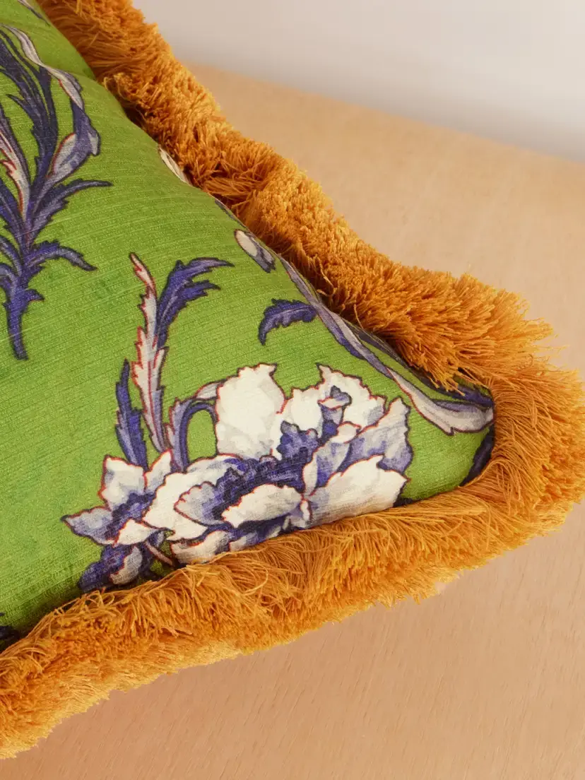 La DoubleJ Floral-printed Fringed-trimmed Cushion | Thumbnail 4