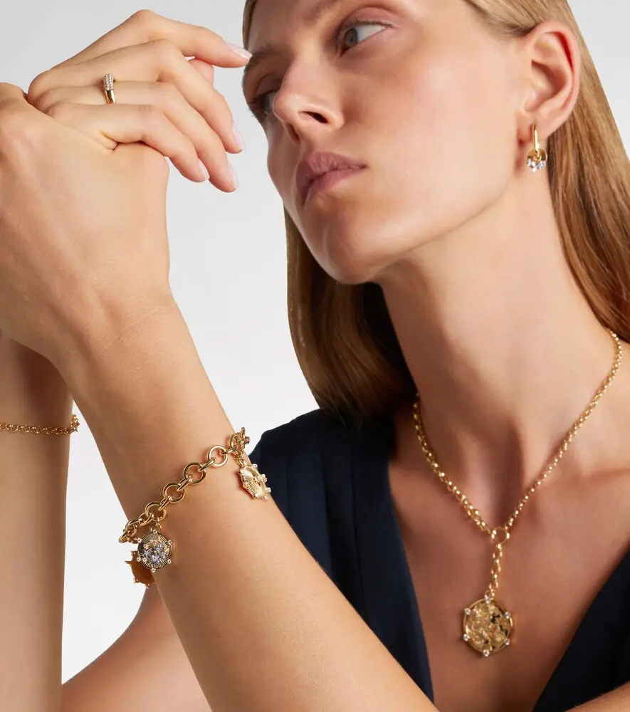 Foundrae Resilience Blossoms 18kt gold charm bracelet with diamonds | Thumbnail 4