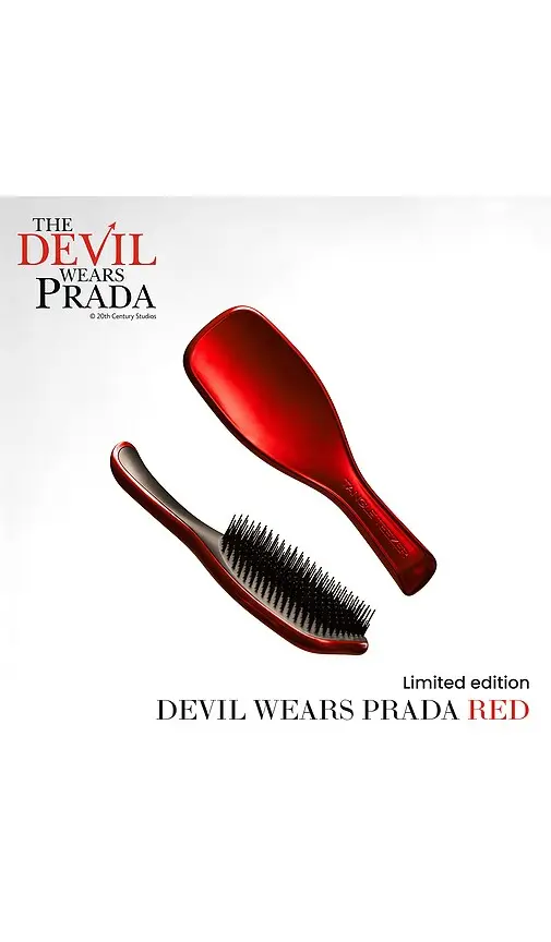 Tangle Teezer The Ultimate Detangler X The Devil Wears Prada | Thumbnail 6 Tangle Teezer The Ultimate Detangler X The Devil Wears Prada | Thumbnail 6
